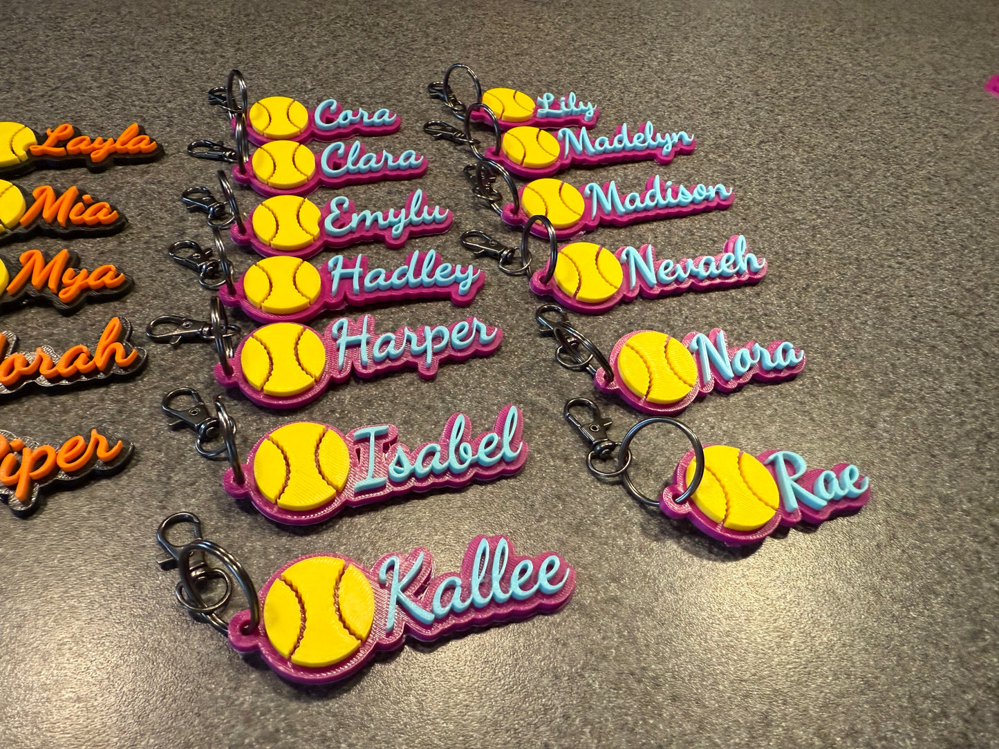 Custom 3D Printed Softball Name Keychain – Personalized Gift for Players & Teams