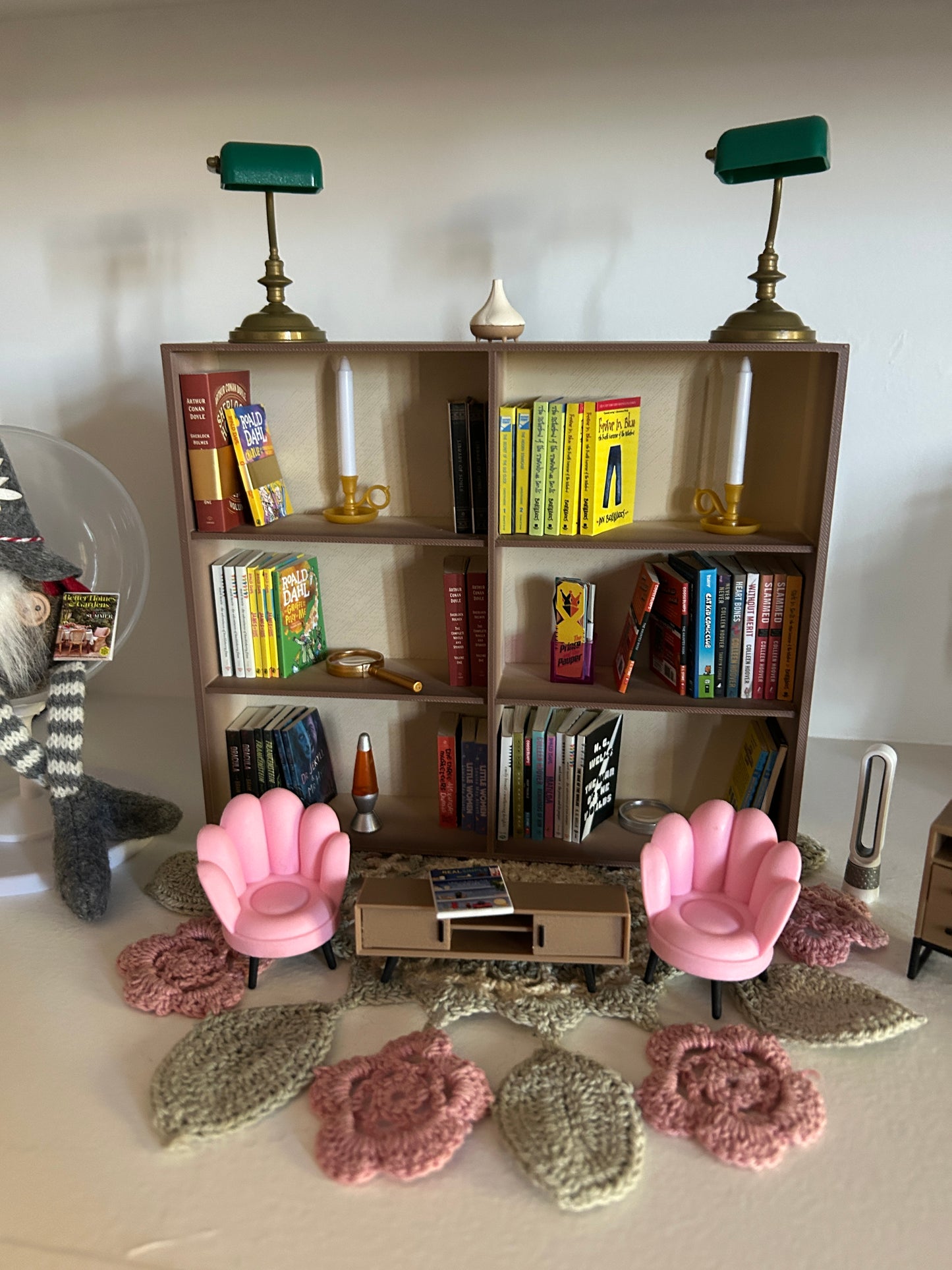 Mini Brands Bookcase – Display Shelf (Bookcase Only)