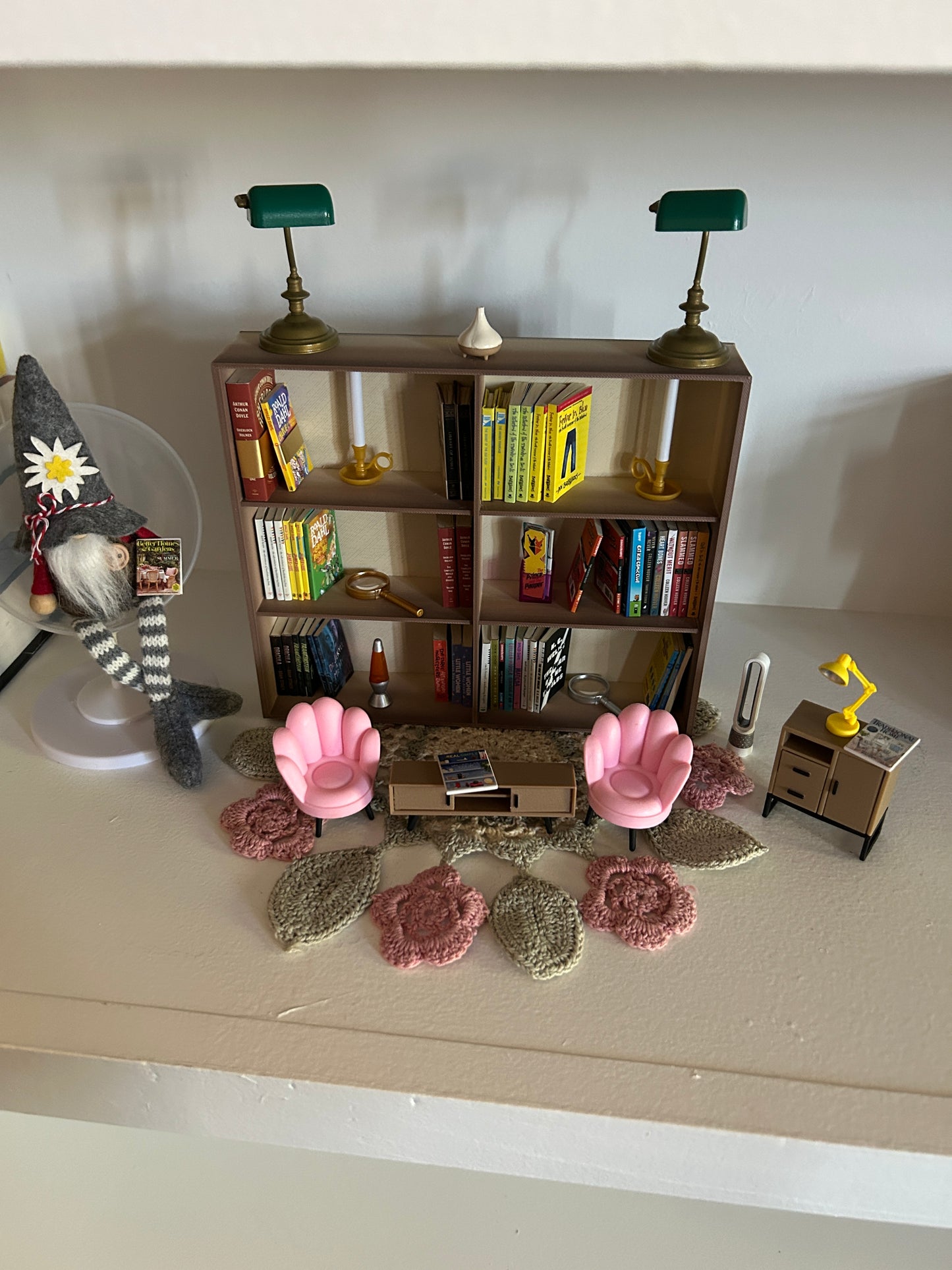 Mini Brands Bookcase – Display Shelf (Bookcase Only)