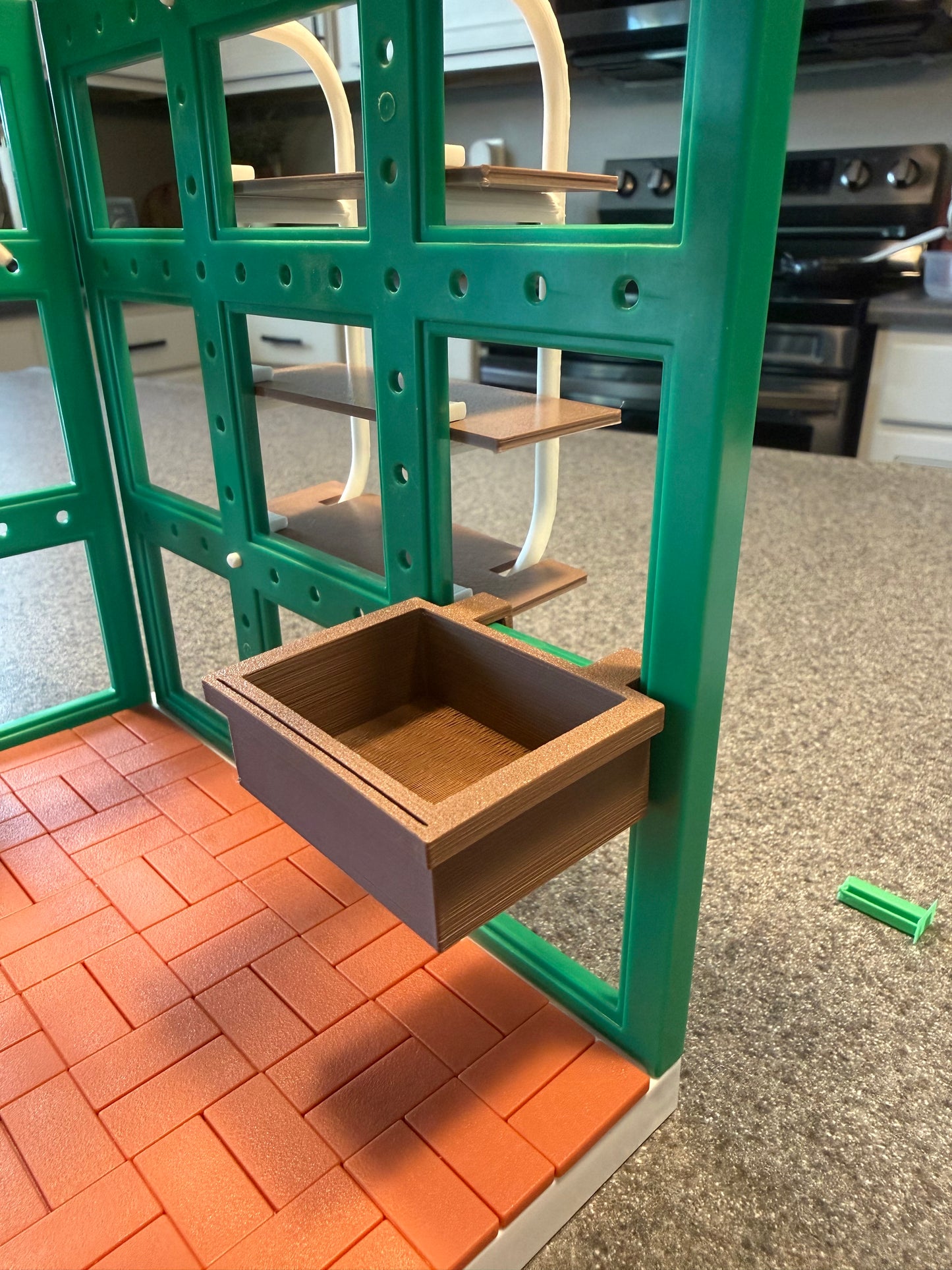 Mini Brands Greenhouse – 3D Printed Shelf & Accessory Kit