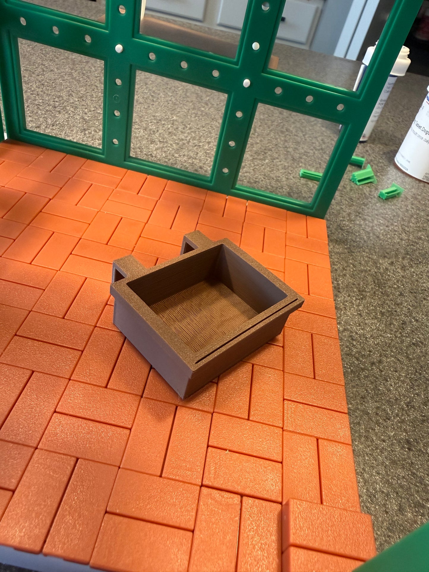Mini Brands Greenhouse – 3D Printed Shelf & Accessory Kit