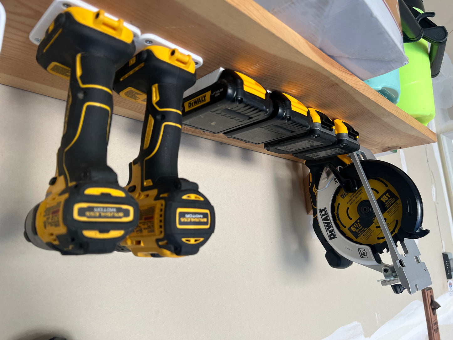 3D Printed DeWalt Tool and Battery Mount Set, Wall Organizer Holder for DeWalt Drills, Workshop Storage by Grider 3D Creations
