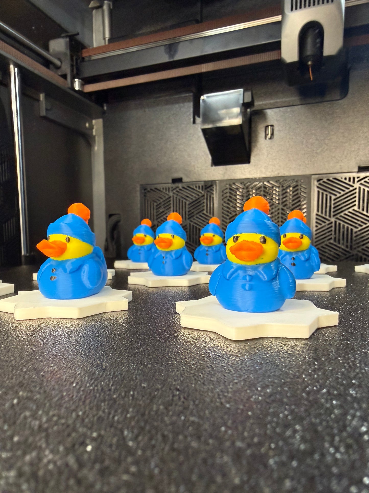 Mini Winter-Ready Duck – 3D Printed Seasonal Décor (1.55” x 2”)